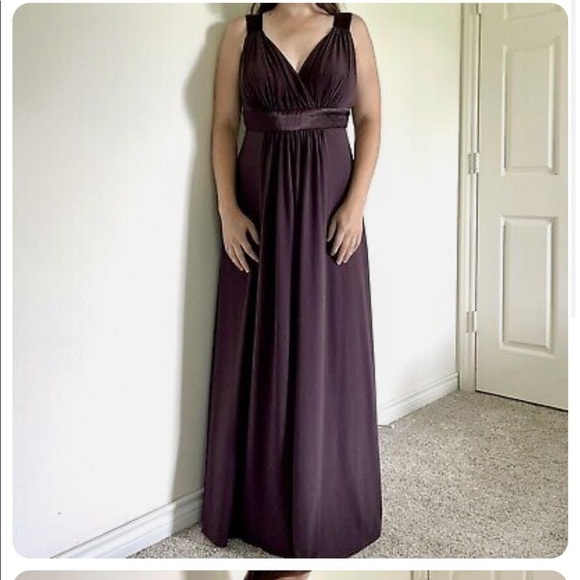 David’s Bridal bridesmaid dress full length V-neck style number F13095 size 4 - Picture 1 of 9